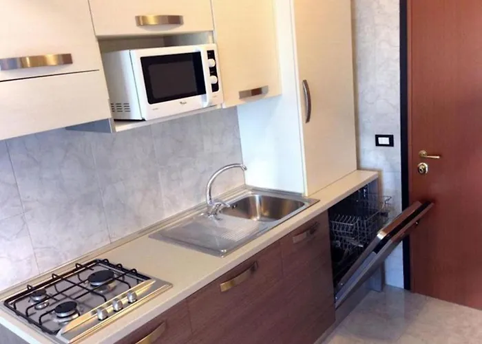 Spend Your In Our Beautiful Flat-beahost Apartman